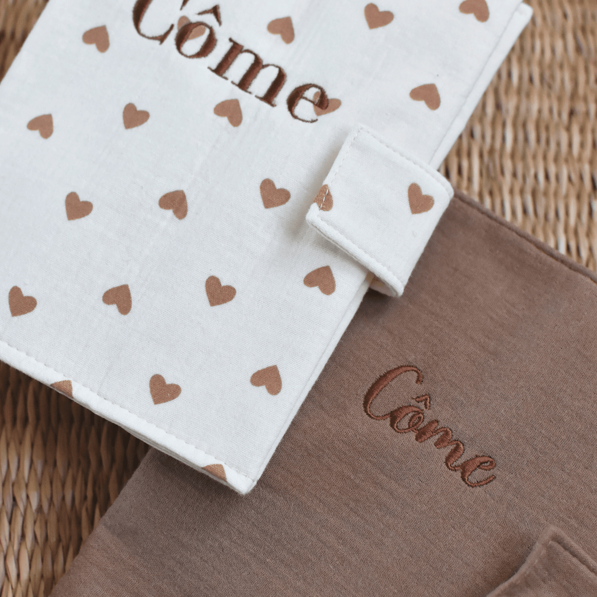 Protège carnet de santé mixte pour protéger le carnet de bébé