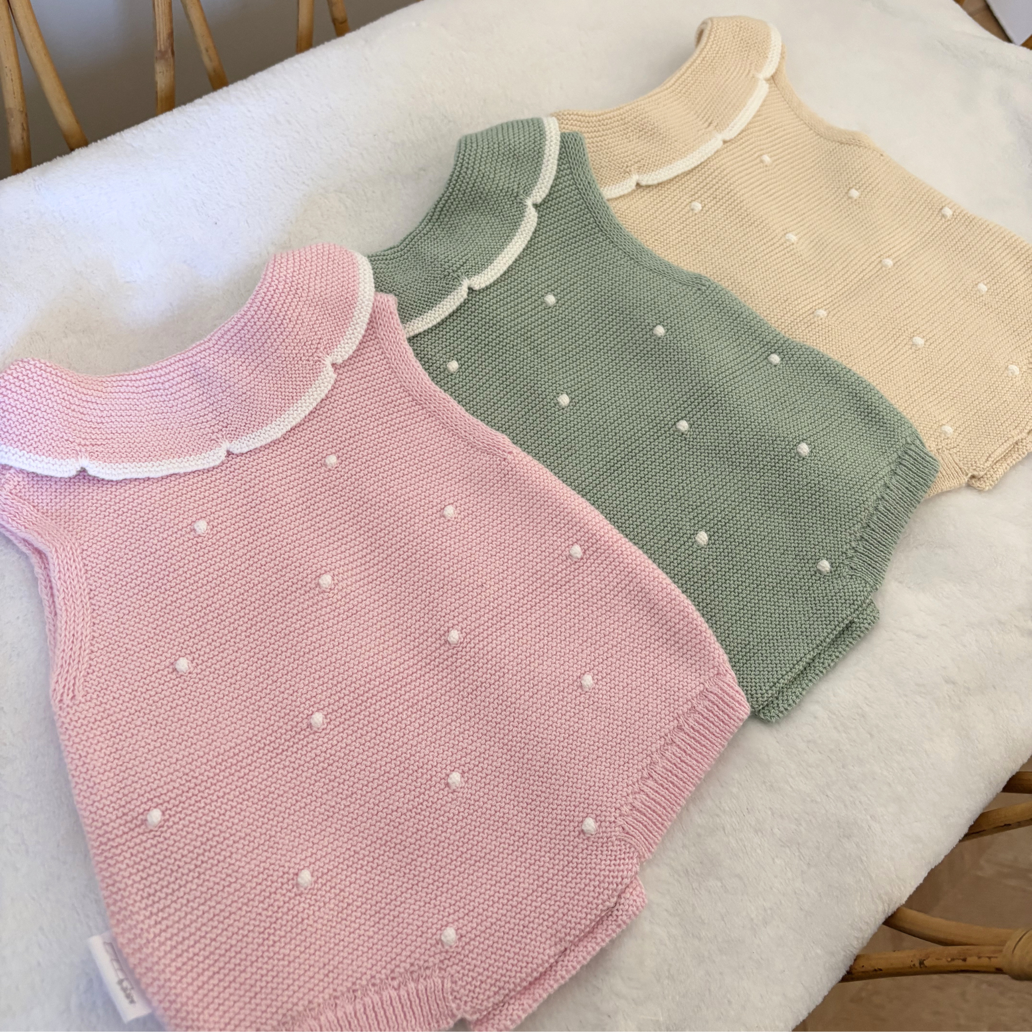 Tenue de naissance d'été - Barboteuse à pois