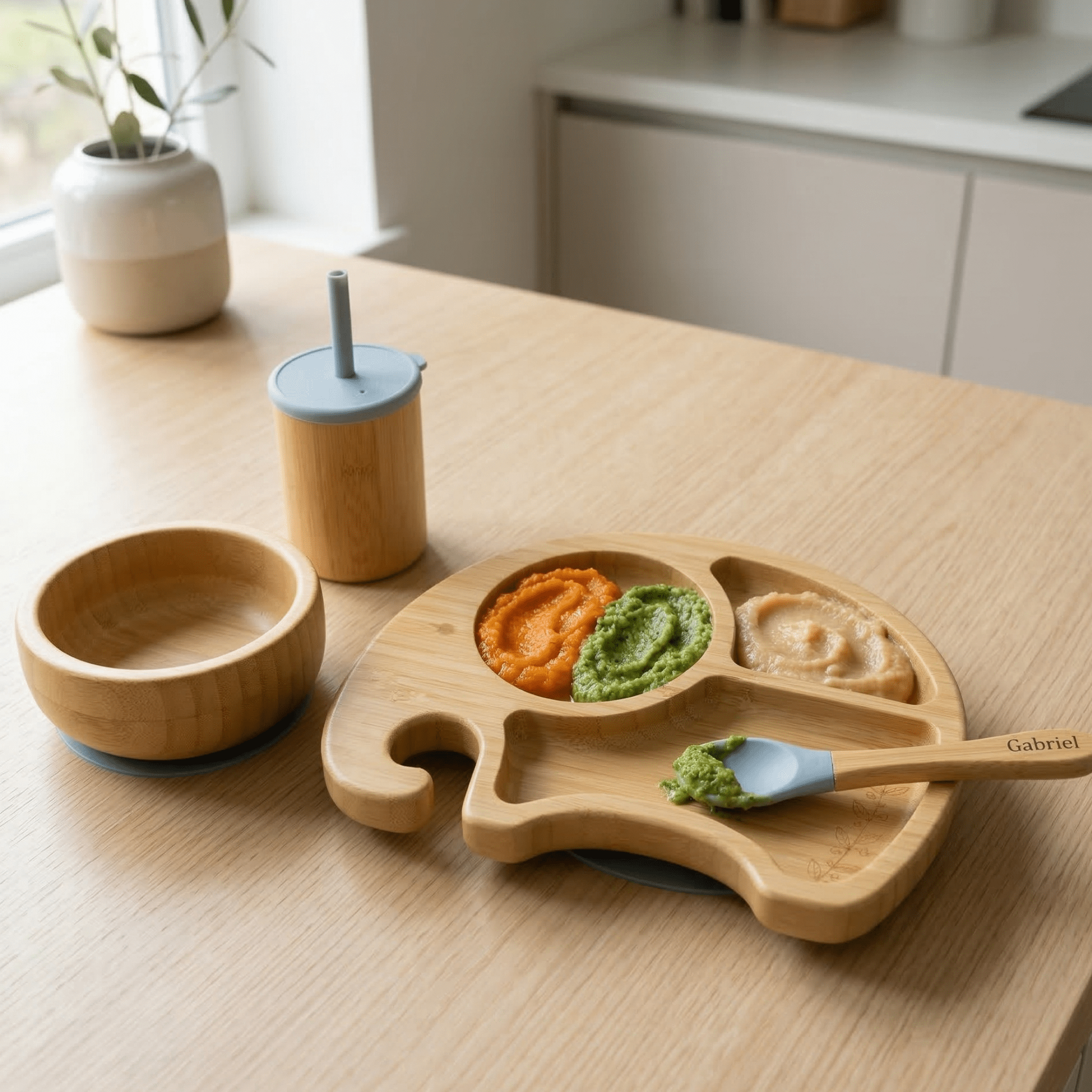 Coffret repas bébé 4 pièces - personnalisé en bambou - Cuillère gravée