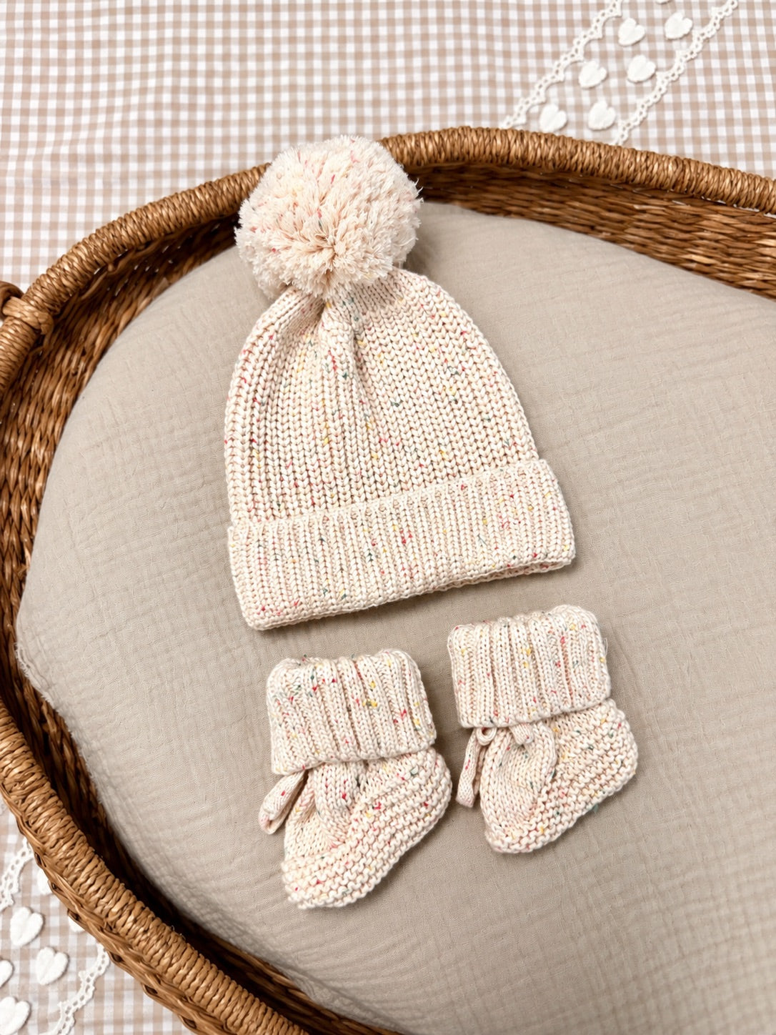 Coffret Naissance 3 Pièces – Body, Bonnet & Chaussons