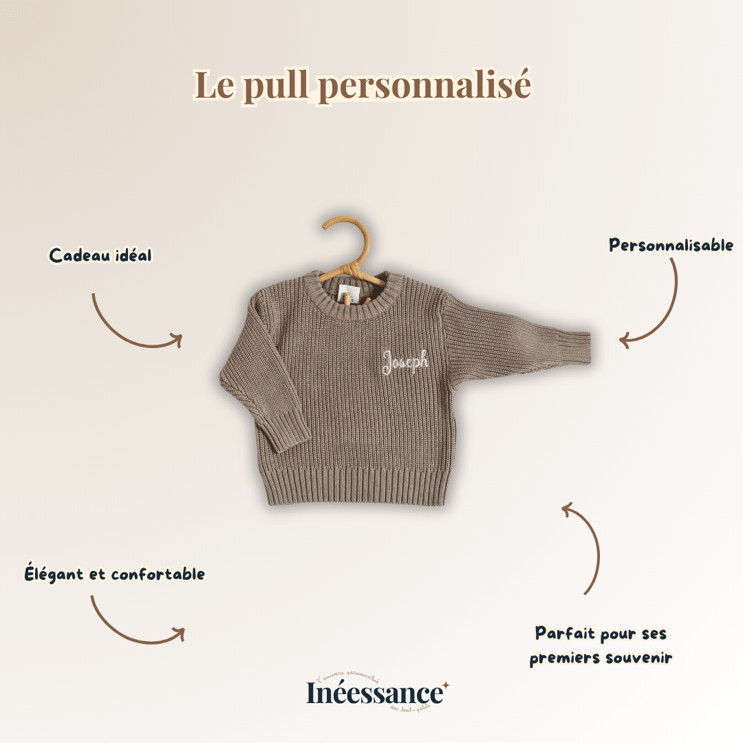 Pull bébé personnalisé – Douce maille, souvenir brodé
