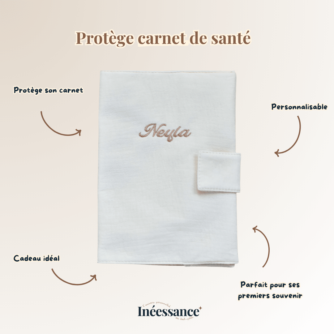 Détail de la broderie du protège carnet de santé Intemporel