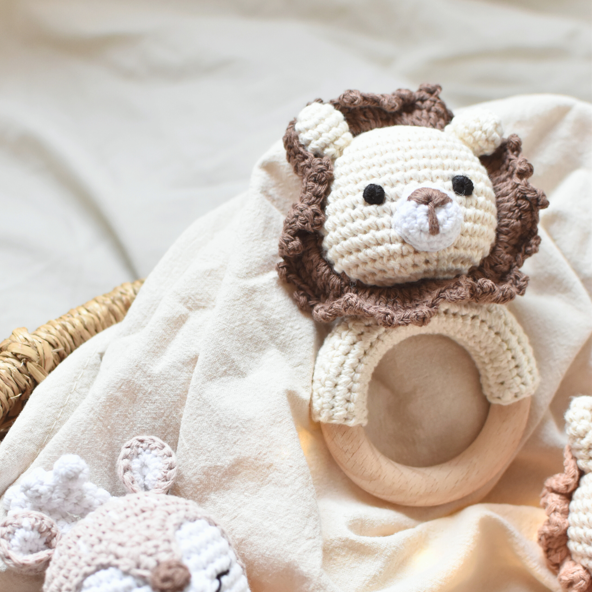 Le hochet en crochet - Nouvelle collection - Personnalisable