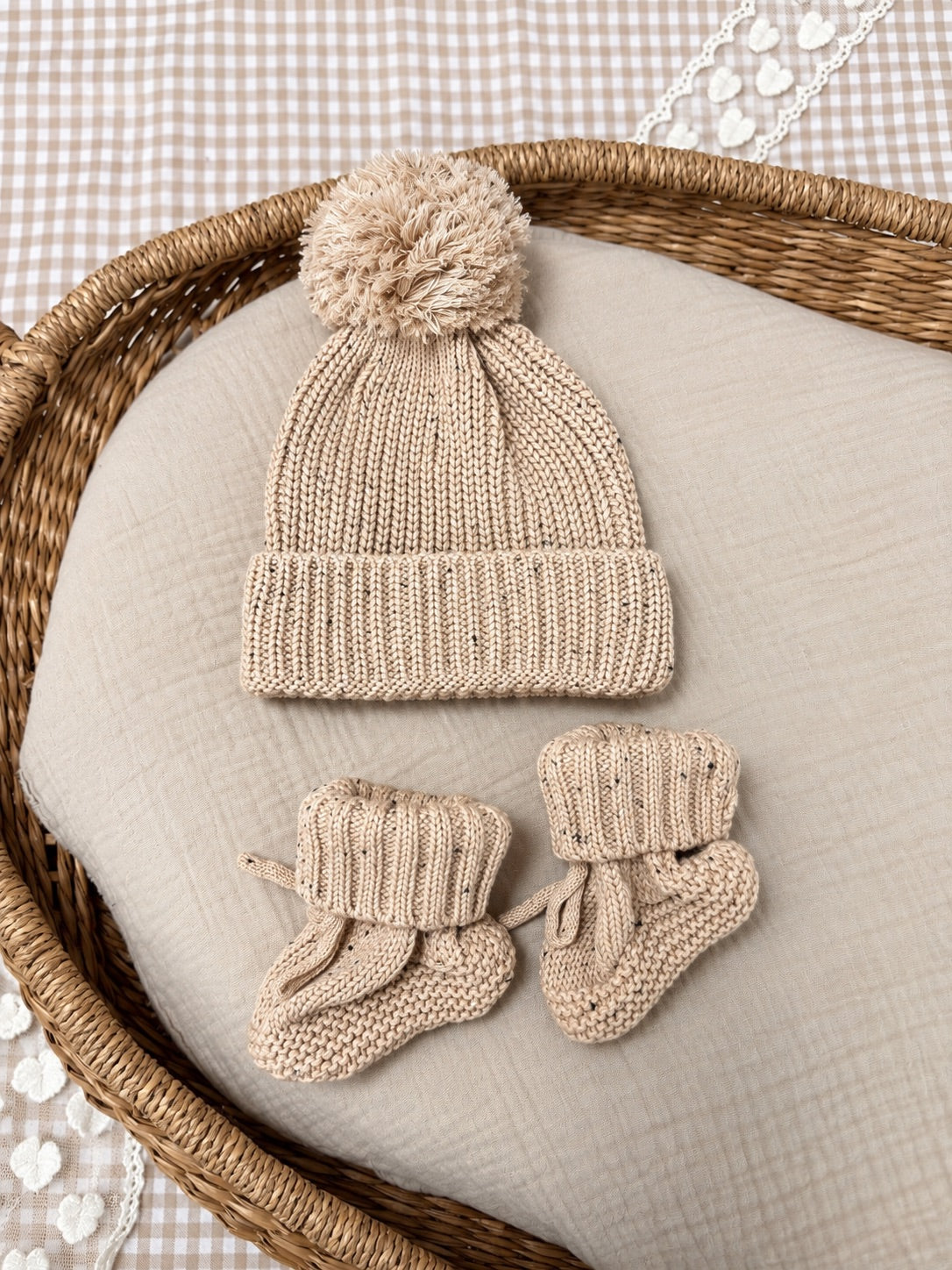 Coffret Naissance 3 Pièces – Body, Bonnet & Chaussons