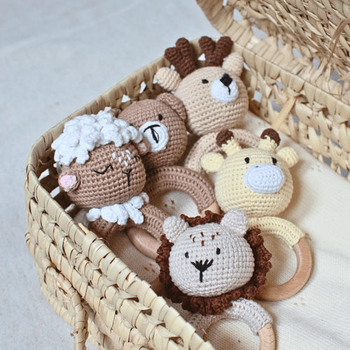 Hochets en crochet