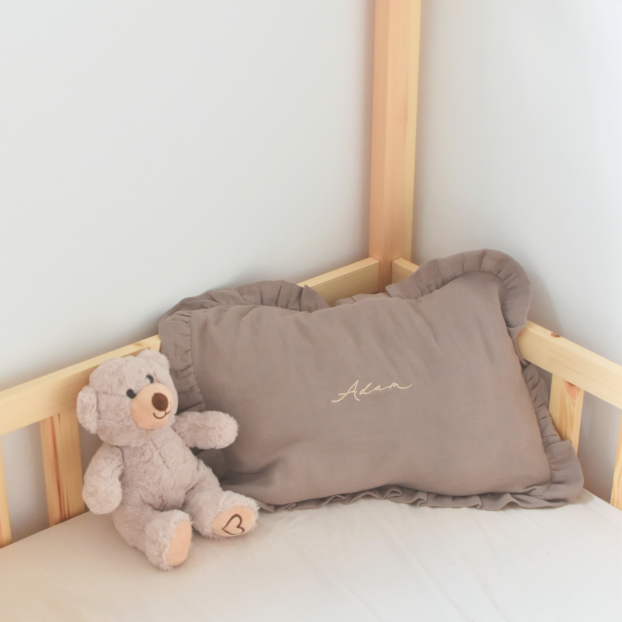 Taie d'oreiller à volants "Froufrou"