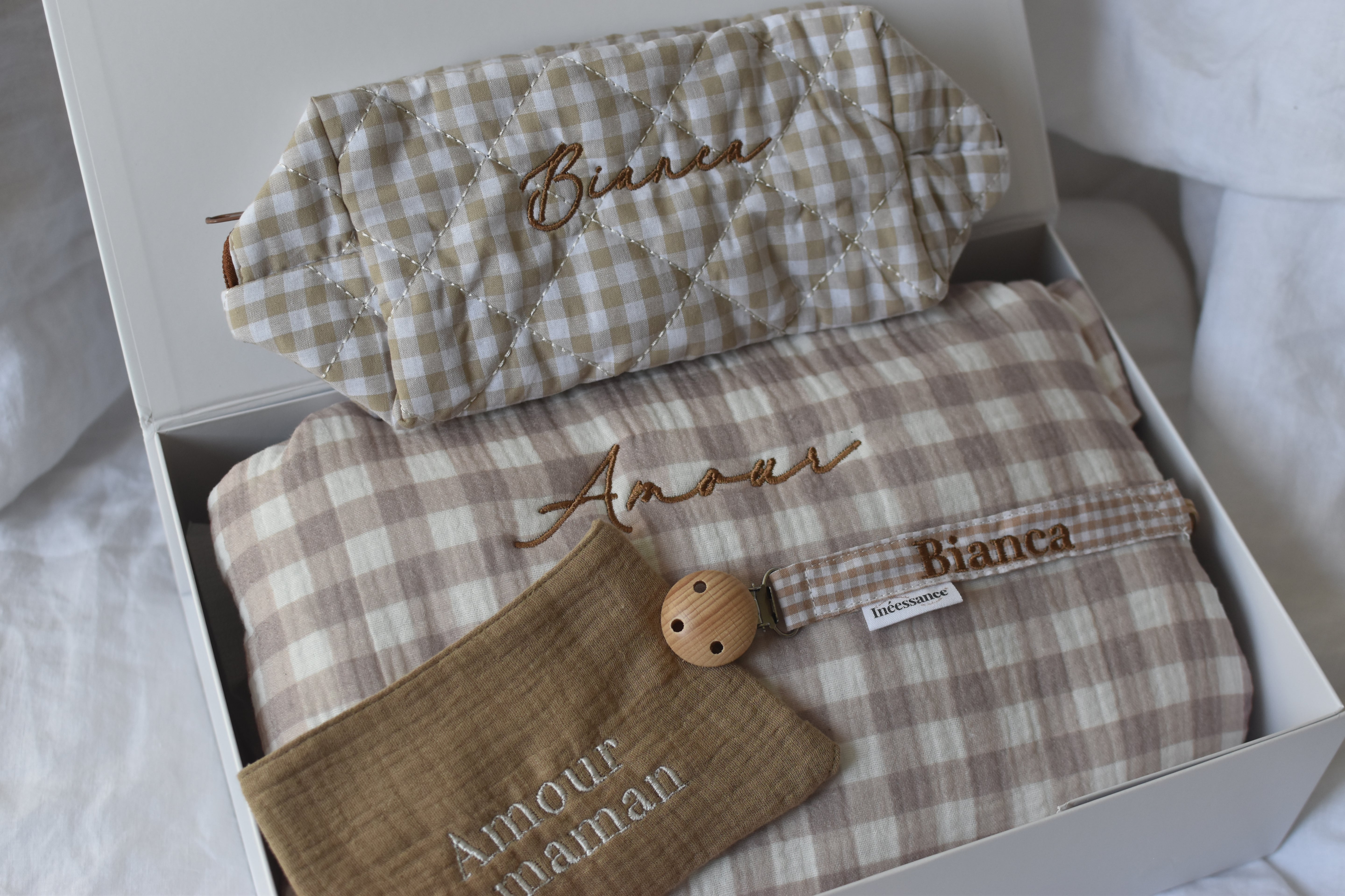 Coffret Naissance Damier Vichy – Édition limitée