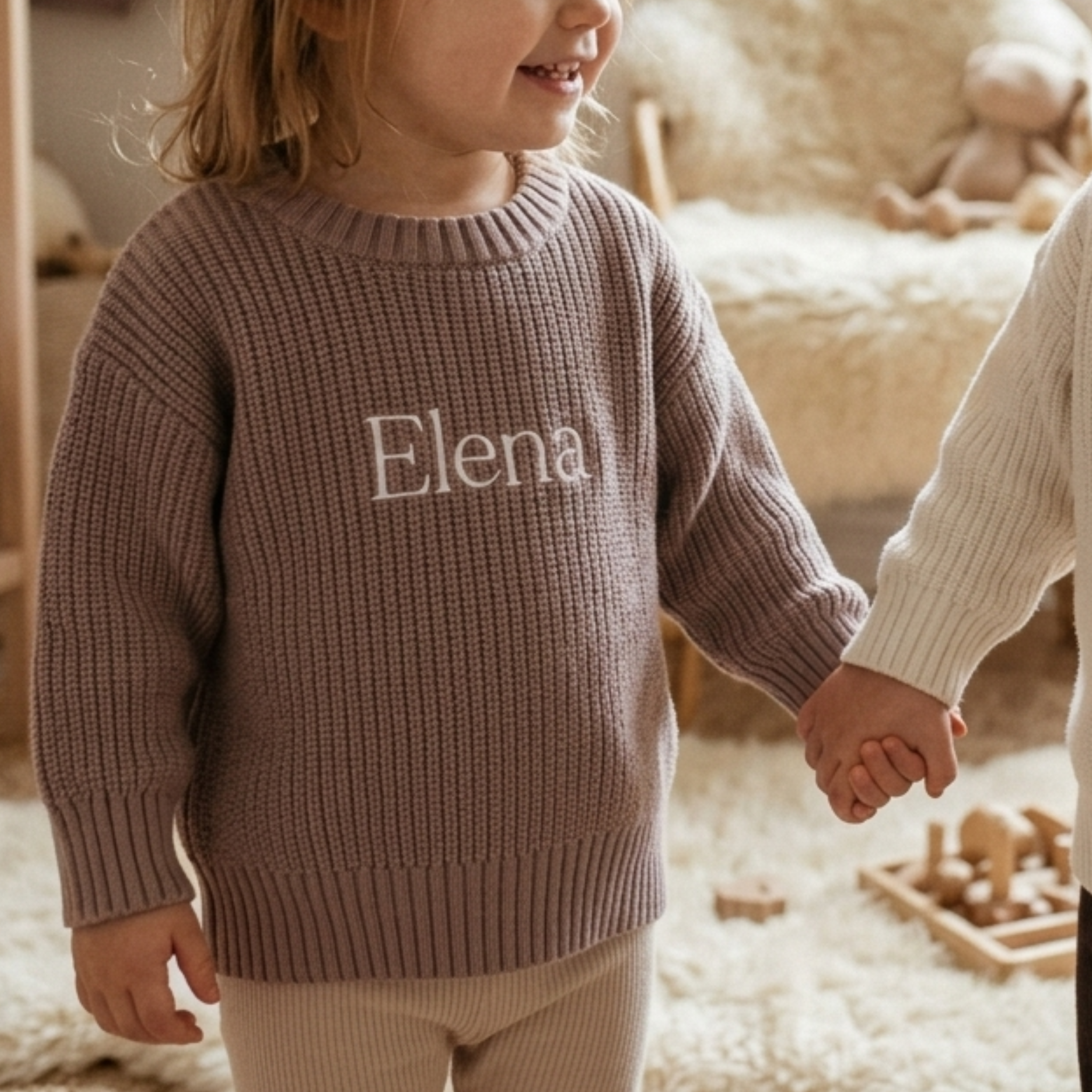 Pull bébé personnalisé – Douce maille, souvenir brodé